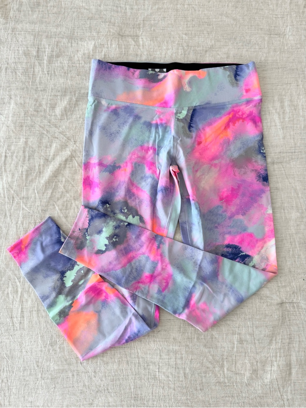 PINK Victoria’s Secret Ultimate Watercolor Abstract Print Leggings